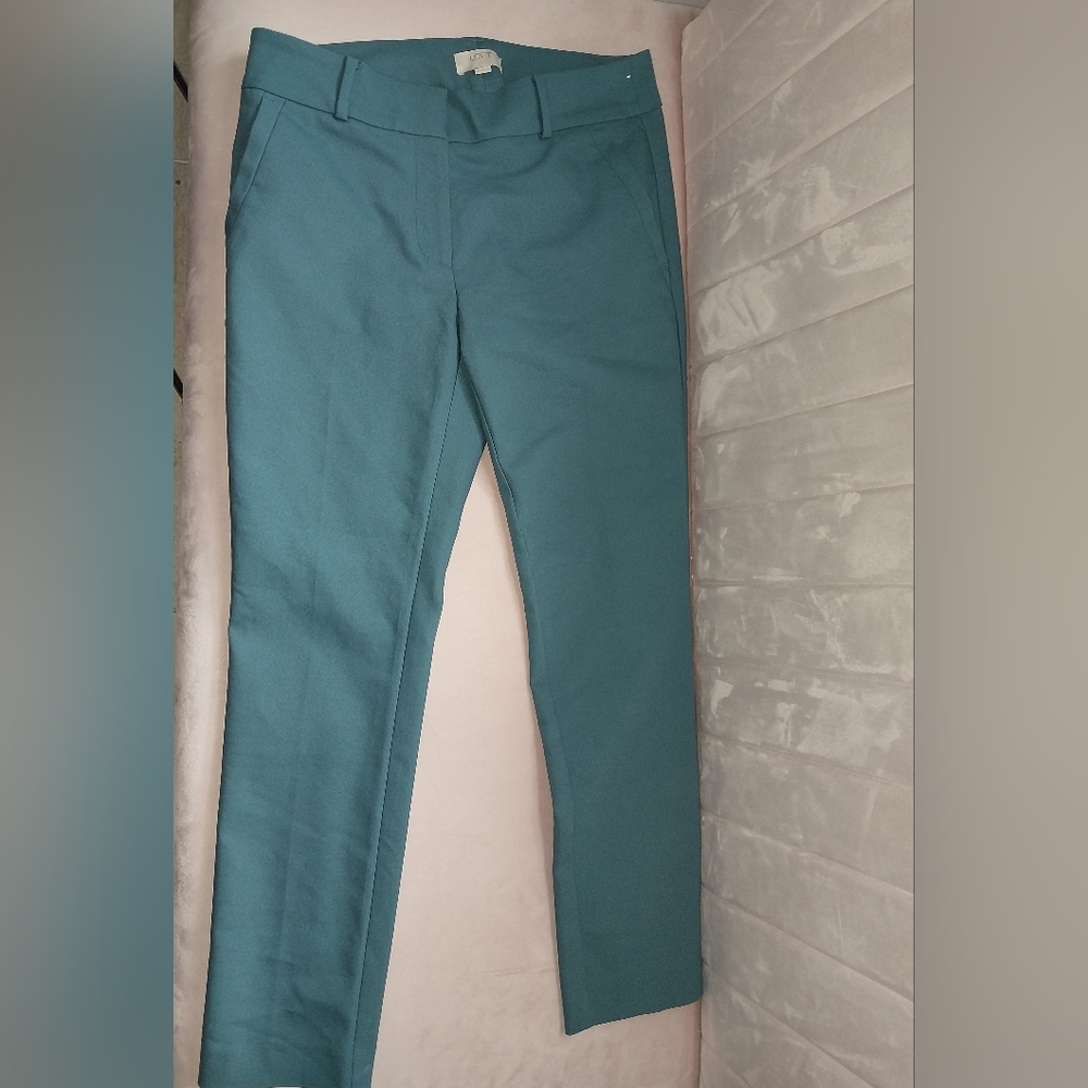 Loft Modern Skinny Ankle pants Size 6 Petite